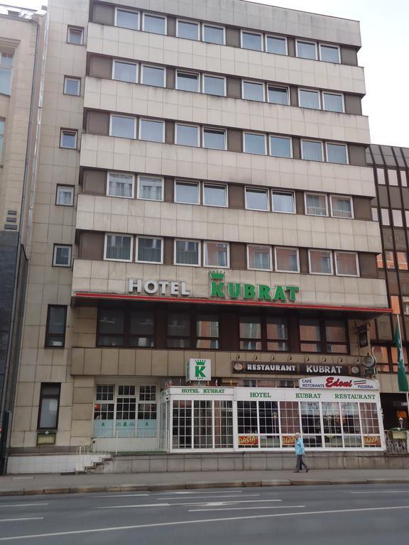 Hotel Kubrat Am Checkpoint Charlie Берлин Екстериор снимка
